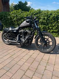 Harley Davidson Sportster 883 iron