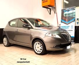 Lancia Ypsilon 1.2 69 CV 5 porte S&S Platinum