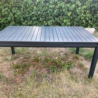 Tavolo da giardino  allungabile in alluminio