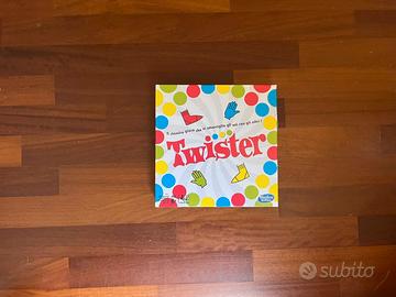 Twister – Gioco da tavolo classico Hasbro