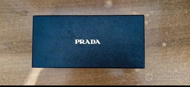 occhiali da sole da donna PRADA! 
