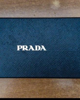 occhiali da sole da donna PRADA! 