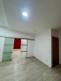 Locale commerciale/ufficio