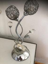 Lampada da tavolo in ferro cromato