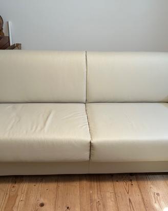 Divano letto in ecopelle