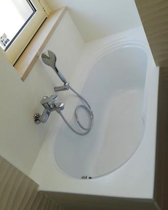 Vasca da bagno bianca, 150x70, nuova
