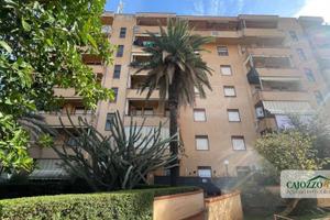 Pallavicino: 5 ambienti, 2° piano in residence