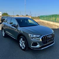 Audi Q3 35 TDI S tronic Business Advanced