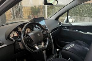 Peugeot 207  1.4 HDI