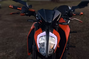 KTM DUKE 390-2019-Solo 4860 km originali
