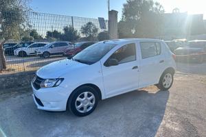 Dacia Sandero 1.2 GPL 75CV Ambiance-2013