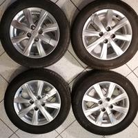 cerchi yaris J 15x5J