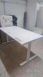 Scrivania da ufficio bianca-IKEA MITTZON -160 X 80