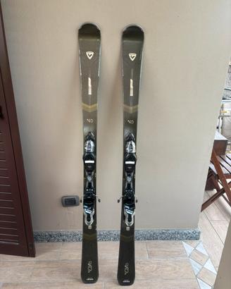 Sci Rossignol Nova 149 cm + Attacchi LOOK