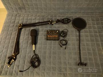 kit microfono e mixer