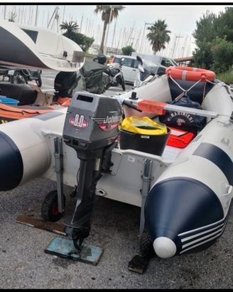 GOMMONE SELVA CON MOTORE JOHNSON  8hp