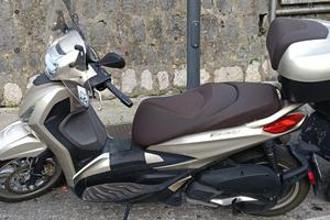 piaggio beverly 300 HPE 06/2024