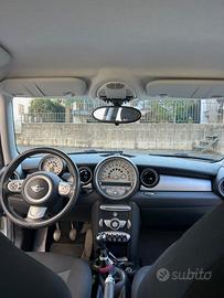 Mini Cooper  1600 Benzina