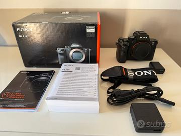 FOTOCAMERA SONY ALPHA A7SII COMPLETA DI TUTTO.