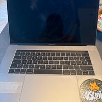 Macbook pro a1707 15” i7