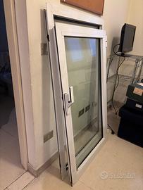 Finestra alluminio anotizzato