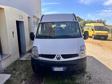 Renaul Master minibus 16 posti incluso il autista