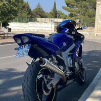 Yamaha r6