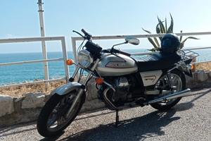 Moto Guzzi v35 