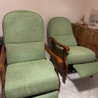 2 Poltrone in legno e tessuto reclinabili