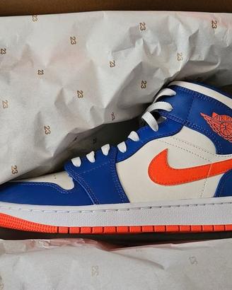 NIKE AIR JORDAN 1 MID