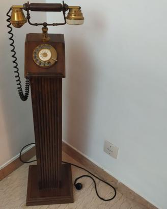 TELEFONO D'EPOCA IN LEGNO A COLONNA