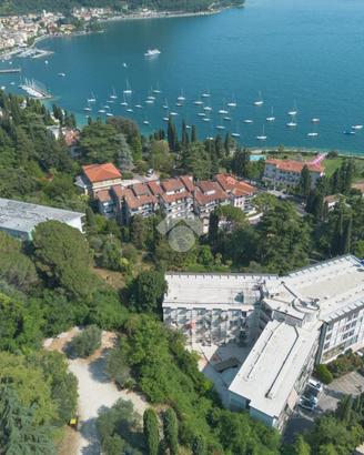 MONOLOCALE A GARDA