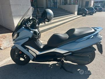 Kymco 350cc anno 2024 km 8000 circa