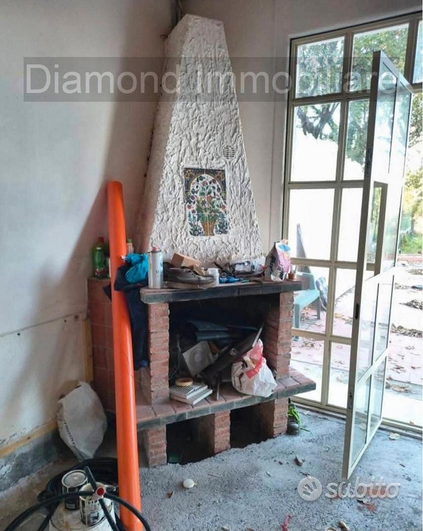 Casa semindipendente con terreno a Zafferana Etnea - Vista 5