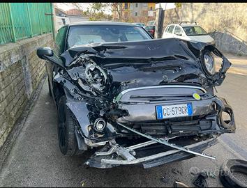 Mini Full Electric Cooper SE XL