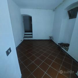 Negozio/ Ufficio zona Di Negro