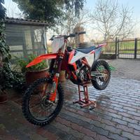 Moto KTM SX-F 250 Factory 2020
