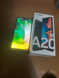 Samsung Galaxy a20 e