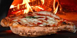 Pizzaiolo esperto e multilingue con HACCP