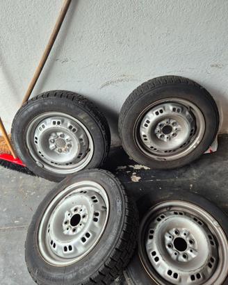 cerchioni auto Ritmo/Lancia Delta. con pneumatici