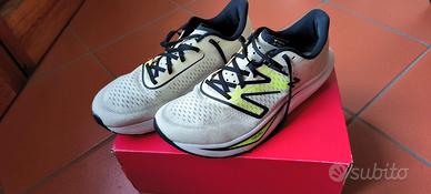 New Balance FuelCell Rebel V3 running corsa 44.5