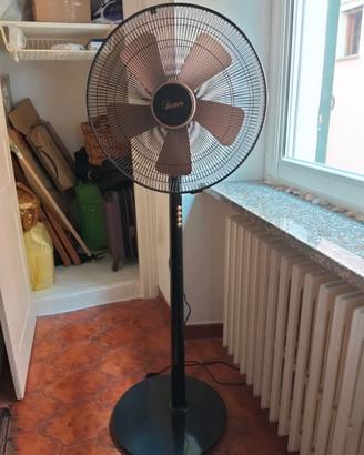 Ventilatore nero Ardes 5 pale bronzate