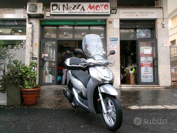Honda SH 300 ABS
