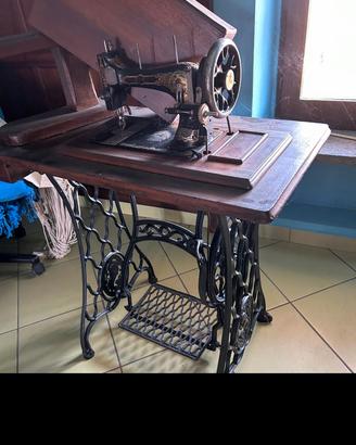 macchina cucire vintage 