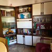 soggiorno componibile,tavolo, sedie ribassato