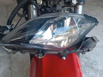 Faro destro Yamaha
