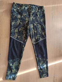 Leggings felpati con fantasia