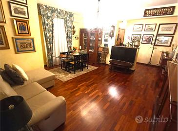 AMPIA METRATURA CON CANTINA in ZONA SANTA CATERINA