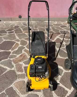 Tagliaerba a spinta