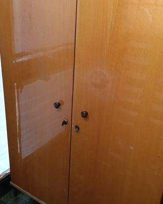 armadio industriale vintage 